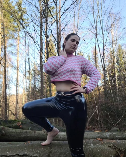 BbyE.jpg