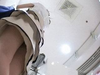 r7GX.gif